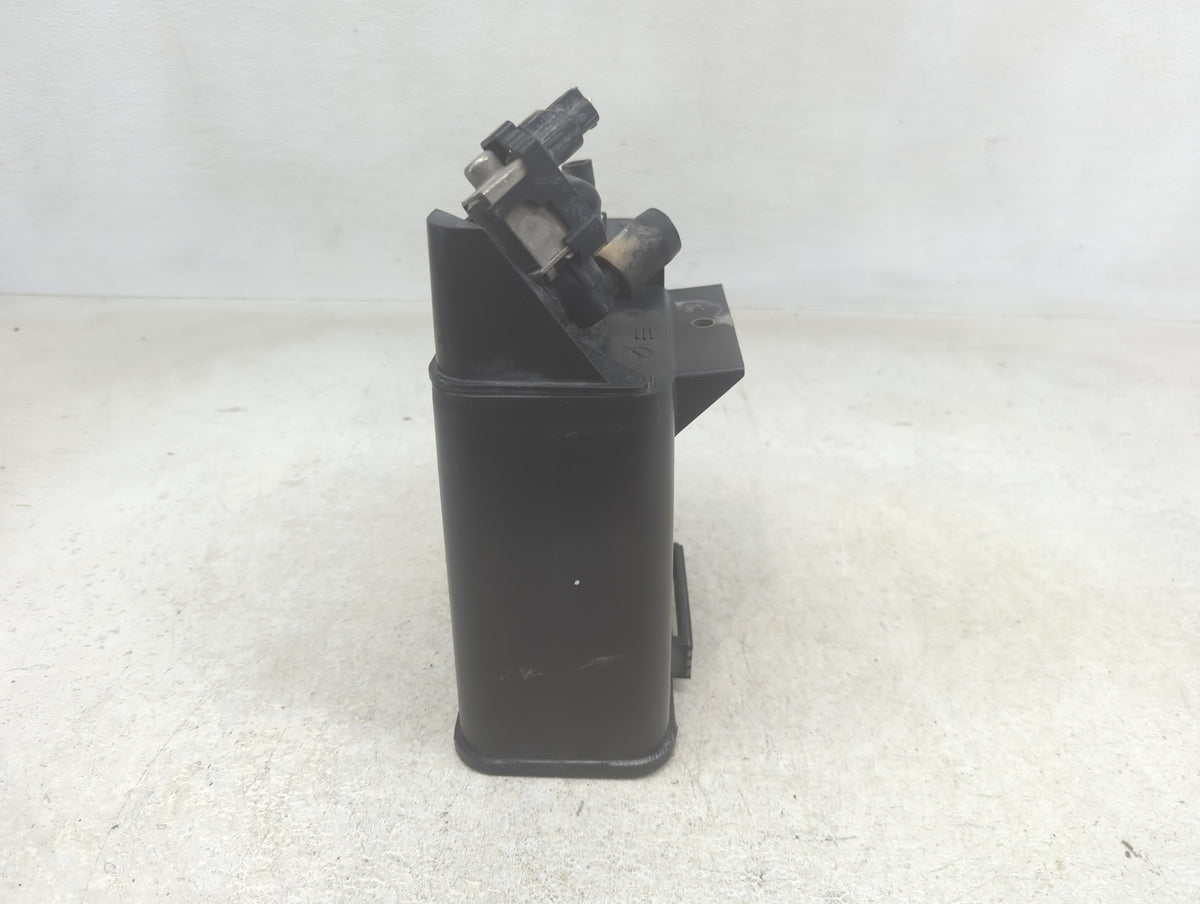 2016 Nissan Pulsar Fuel Vapor Charcoal Canister - Oemusedautoparts1.com
