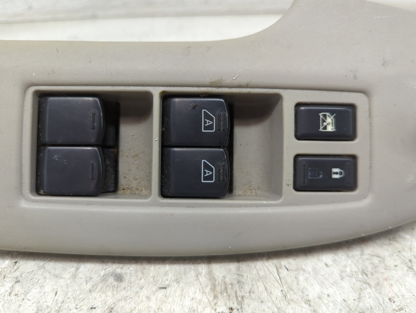 2011-2017 Nissan Quest Master Power Window Switch Replacement Driver Side Left P/N:80961 1J0A 809611J0A Fits OEM Used Auto P