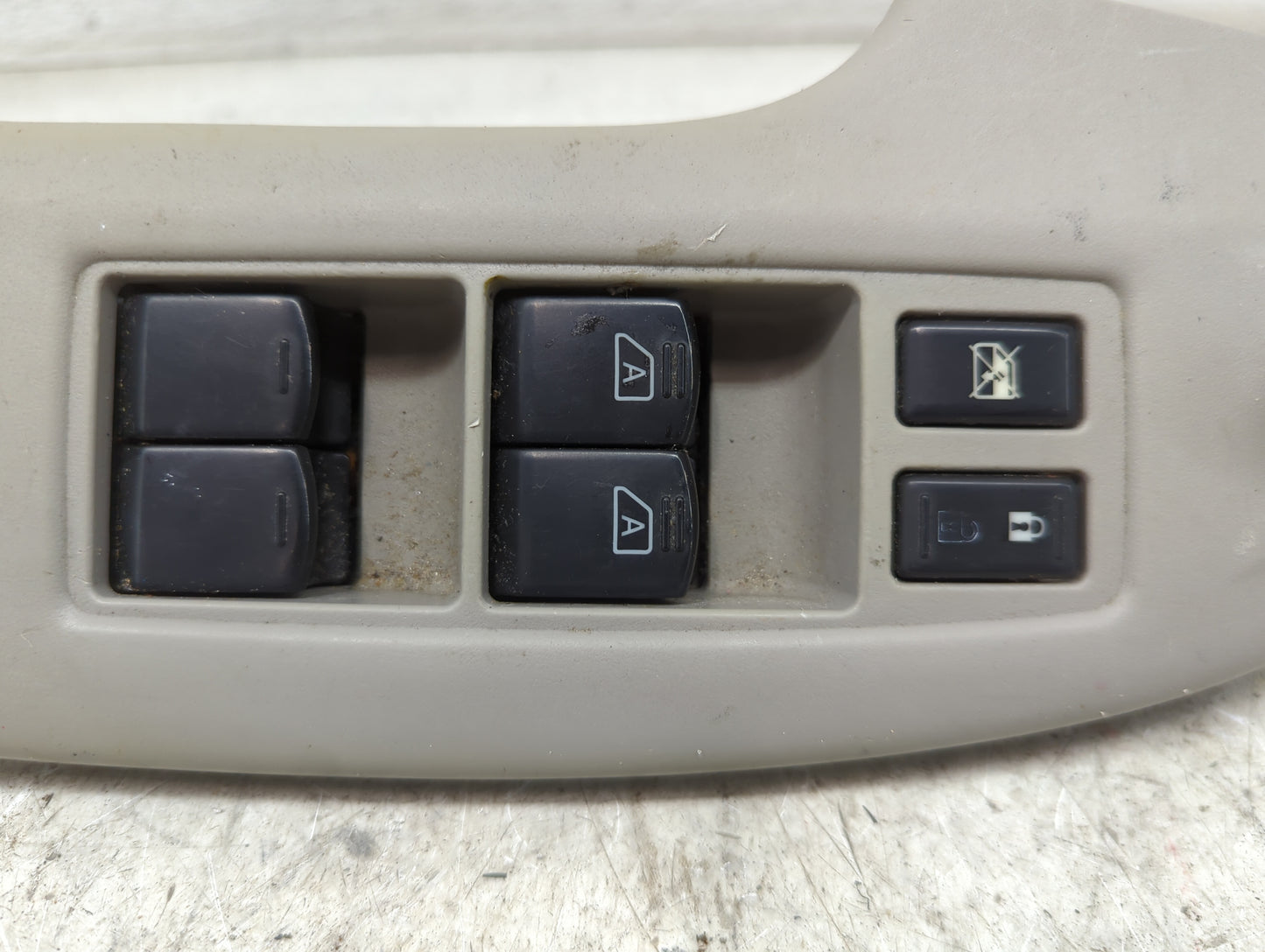 2011-2017 Nissan Quest Master Power Window Switch Replacement Driver Side Left P/N:80961 1J0A 809611J0A Fits OEM Used Auto P