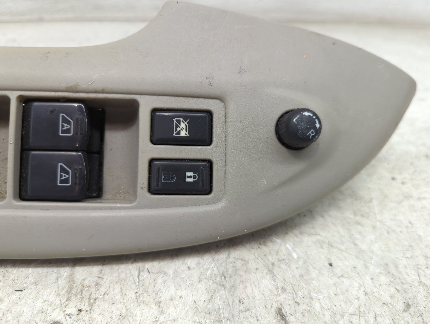 2011-2017 Nissan Quest Master Power Window Switch Replacement Driver Side Left P/N:80961 1J0A 809611J0A Fits OEM Used Auto P