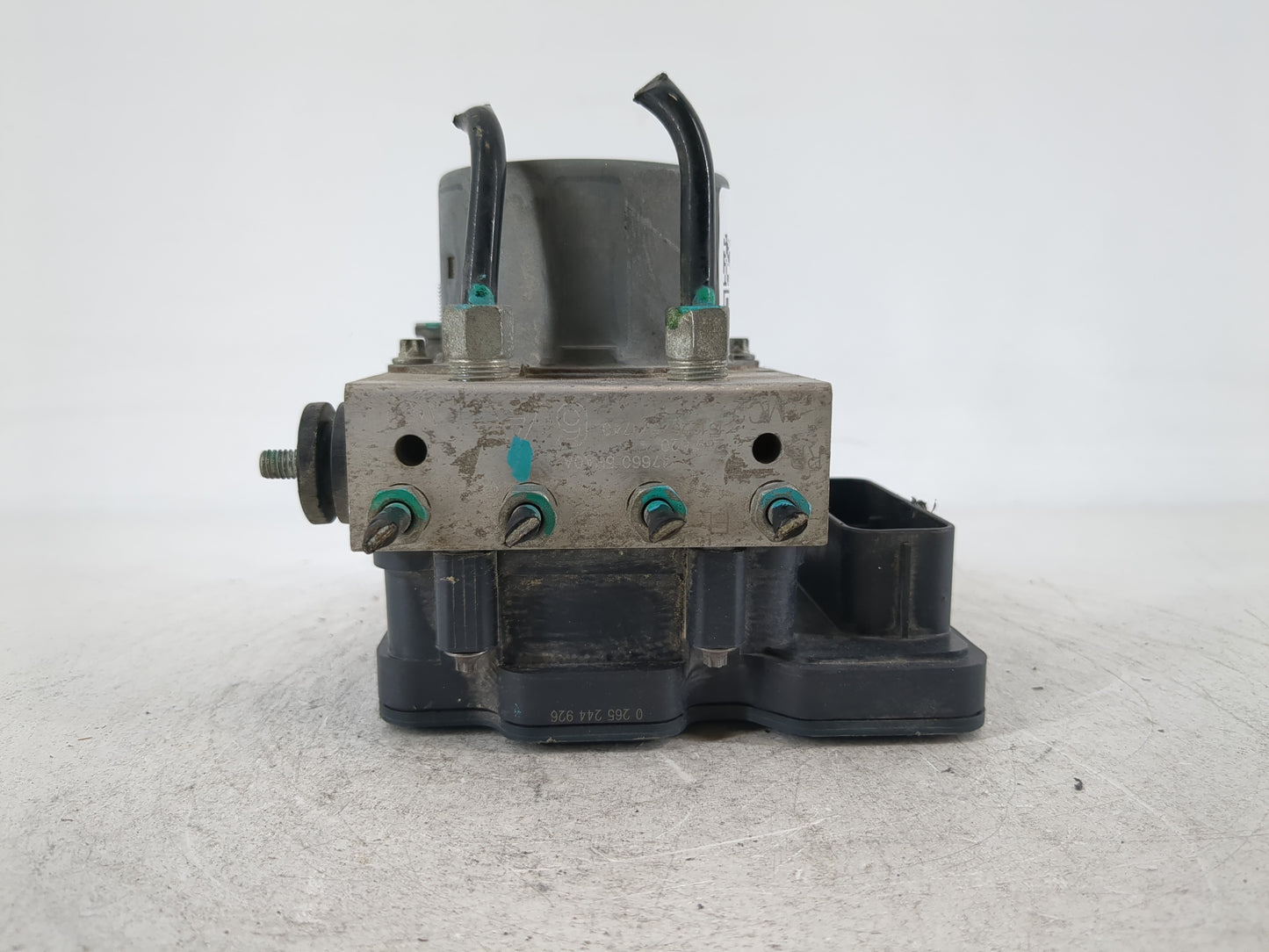 2015-2016 Nissan Rogue ABS Pump Control Module Replacement Fits Fits 2015 2016 OEM Used Auto Parts - Oemusedautoparts1.com