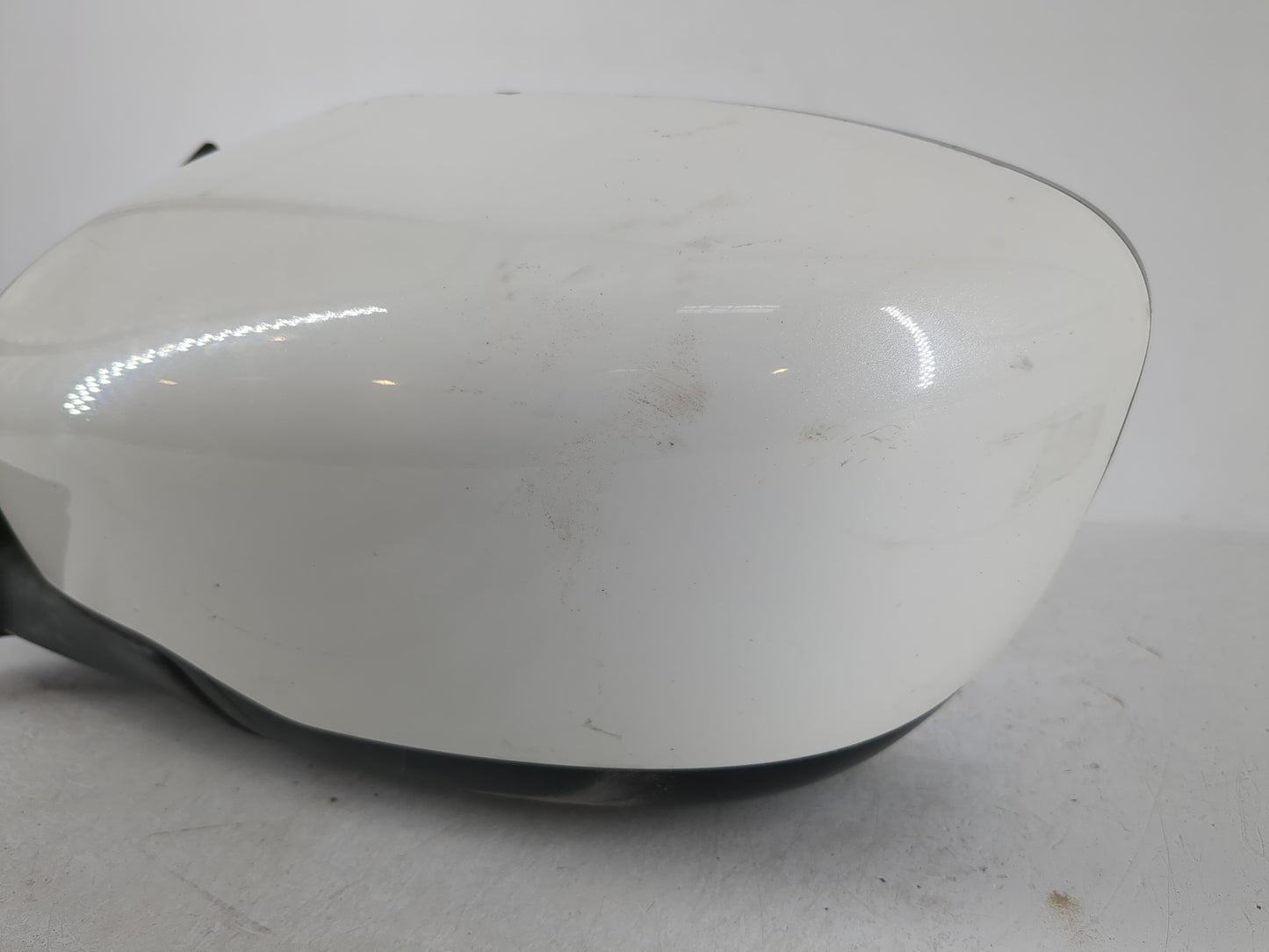 2016-2017 Nissan Rogue Driver Side View Mirror - Left Door Mirror OEM Used - Oemusedautoparts1.com
