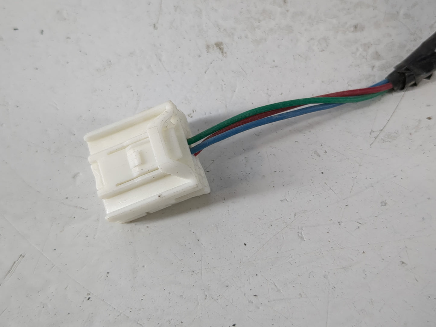 2016-2017 Nissan Rogue Driver Side View Mirror - Left Door Mirror OEM Used - Oemusedautoparts1.com