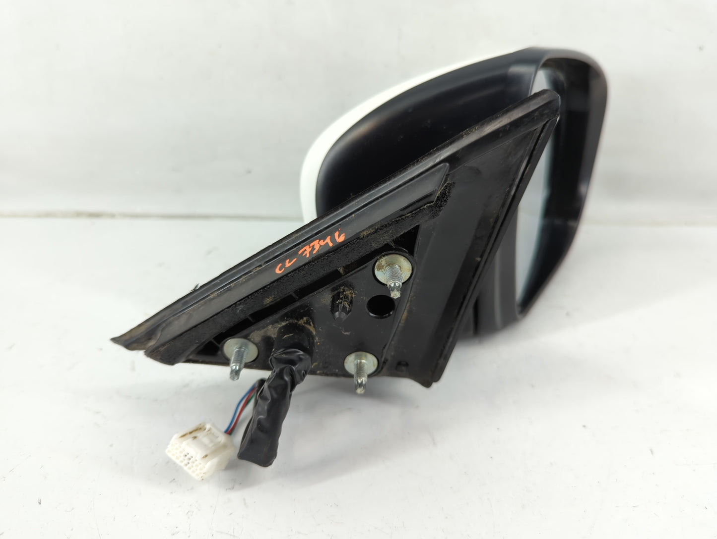 2016-2017 Nissan Rogue Passenger Side View Mirror - Right Door Mirror OEM Used - Oemusedautoparts1.com