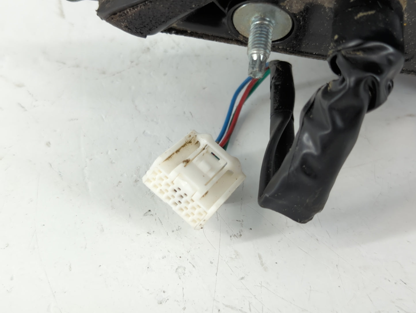 2016-2017 Nissan Rogue Passenger Side View Mirror - Right Door Mirror OEM Used - Oemusedautoparts1.com