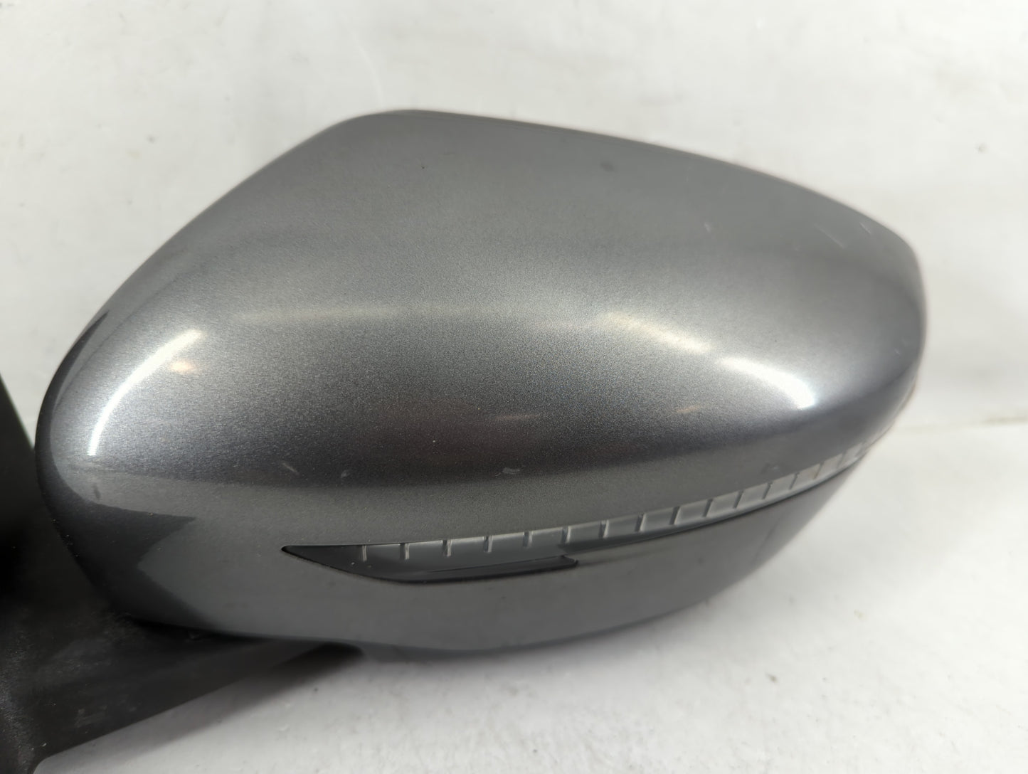 2016 Nissan Rogue Driver Side View Mirror - Left Door Mirror OEM Used - Oemusedautoparts1.com