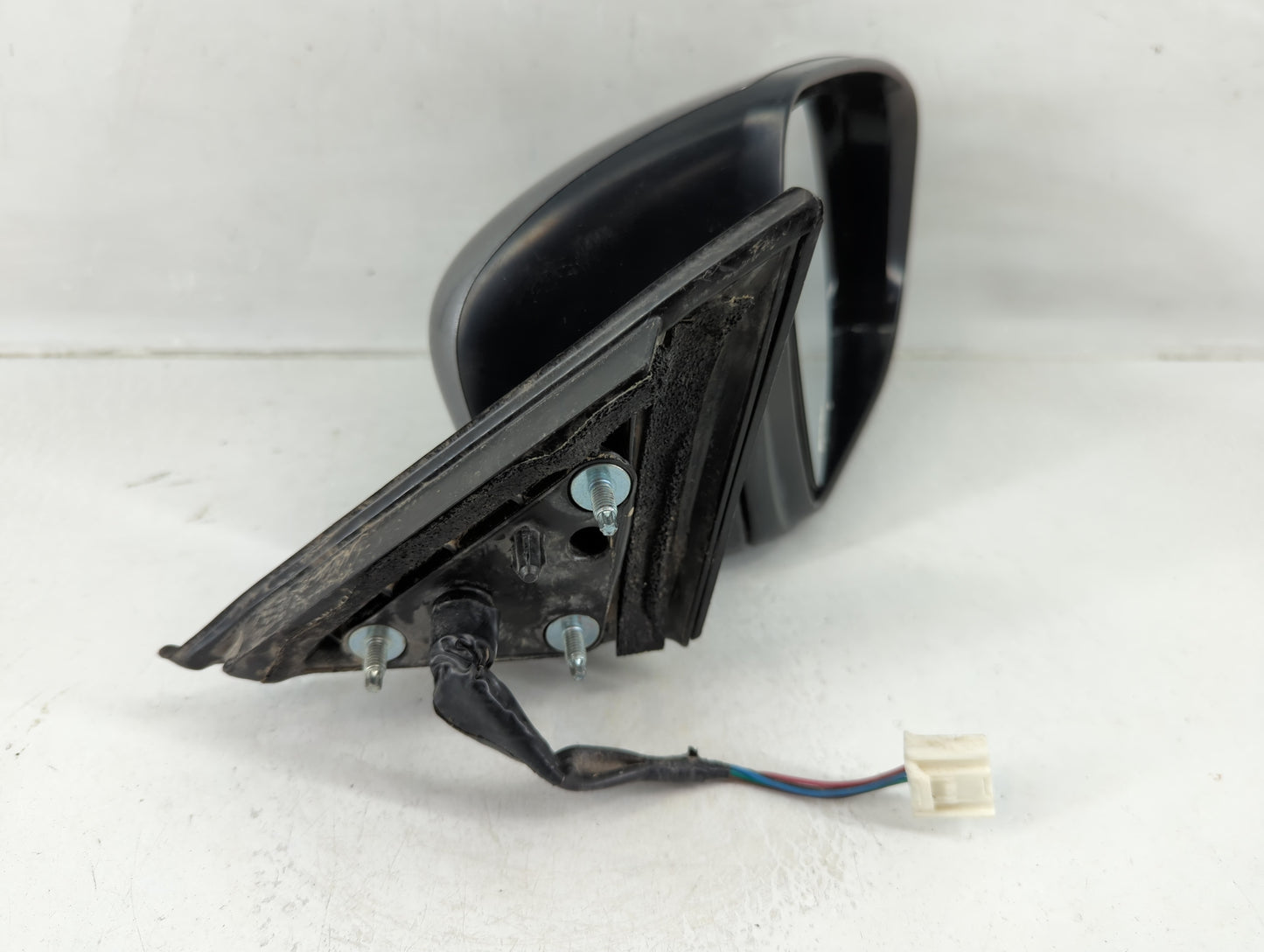 2016 Nissan Rogue Driver Side View Mirror - Left Door Mirror OEM Used - Oemusedautoparts1.com