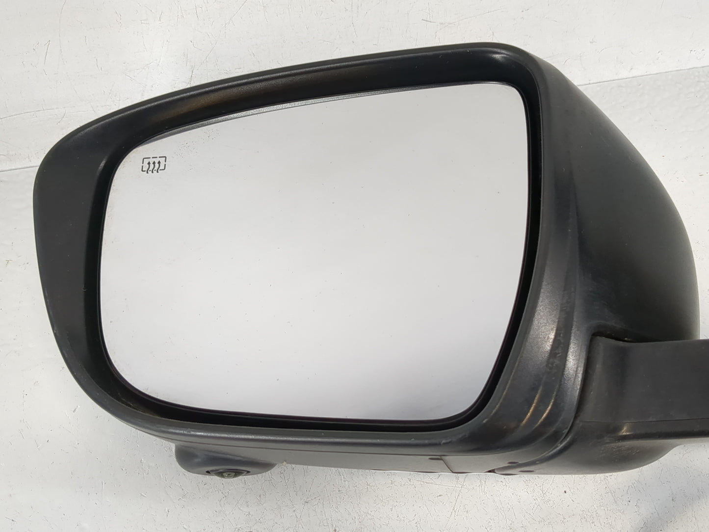 2016 Nissan Rogue Driver Side View Mirror - Left Door Mirror OEM Used - Oemusedautoparts1.com