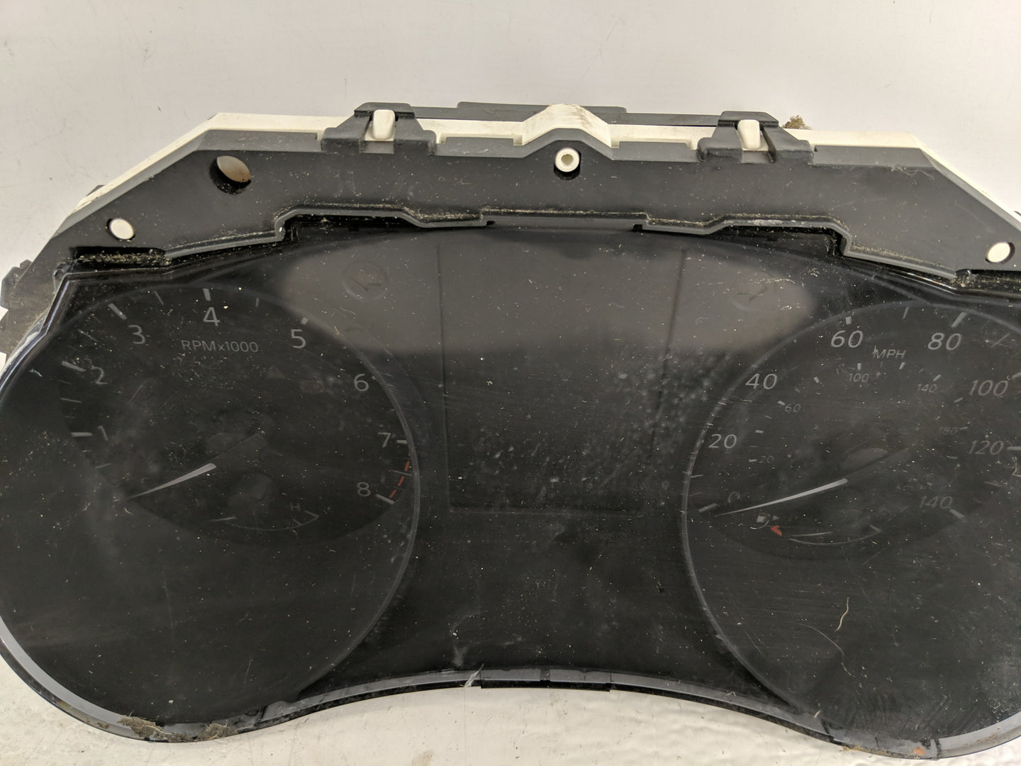 2016 Nissan Rogue Instrument Cluster Speedometer Gauges P/N:5HA8A/UHSF Fits OEM Used Auto Parts - Oemusedautoparts1.com