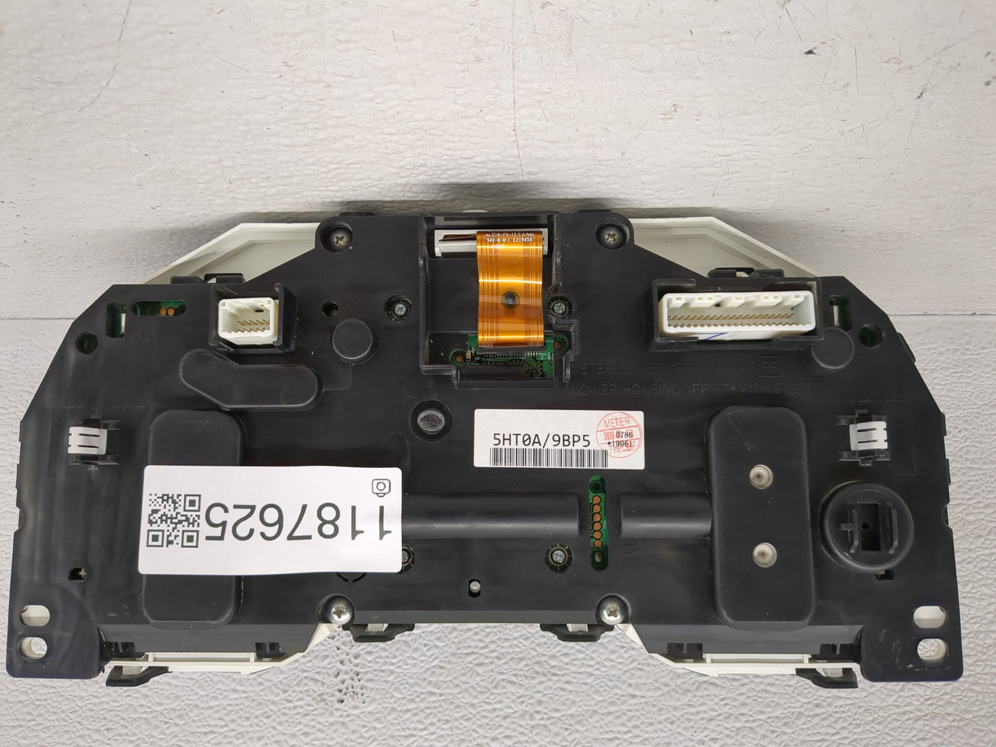 2016 Nissan Rogue Instrument Cluster Speedometer Gauges P/N:5HT0A/9BP5 Fits OEM Used Auto Parts - Oemusedautoparts1.com