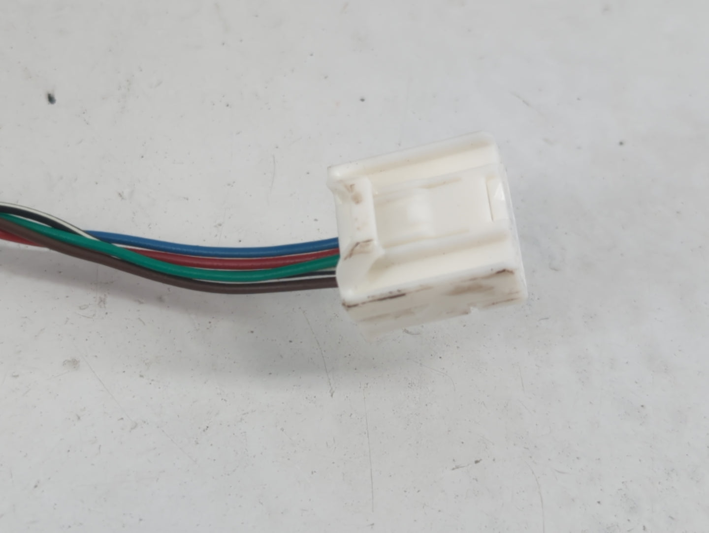 2016-2017 Nissan Rogue Driver Side View Mirror - Left Door Mirror OEM Used - Oemusedautoparts1.com