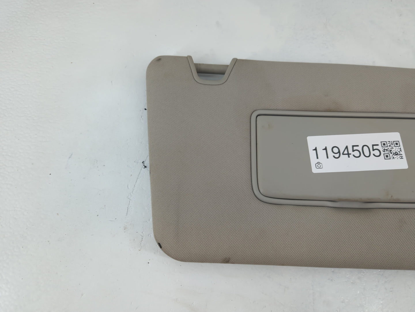 2014-2017 Nissan Rogue Sun Visor Shade Replacement Passenger Right Mirror Fits Fits 2014 2015 2016 2017 OEM Used Auto Parts 
