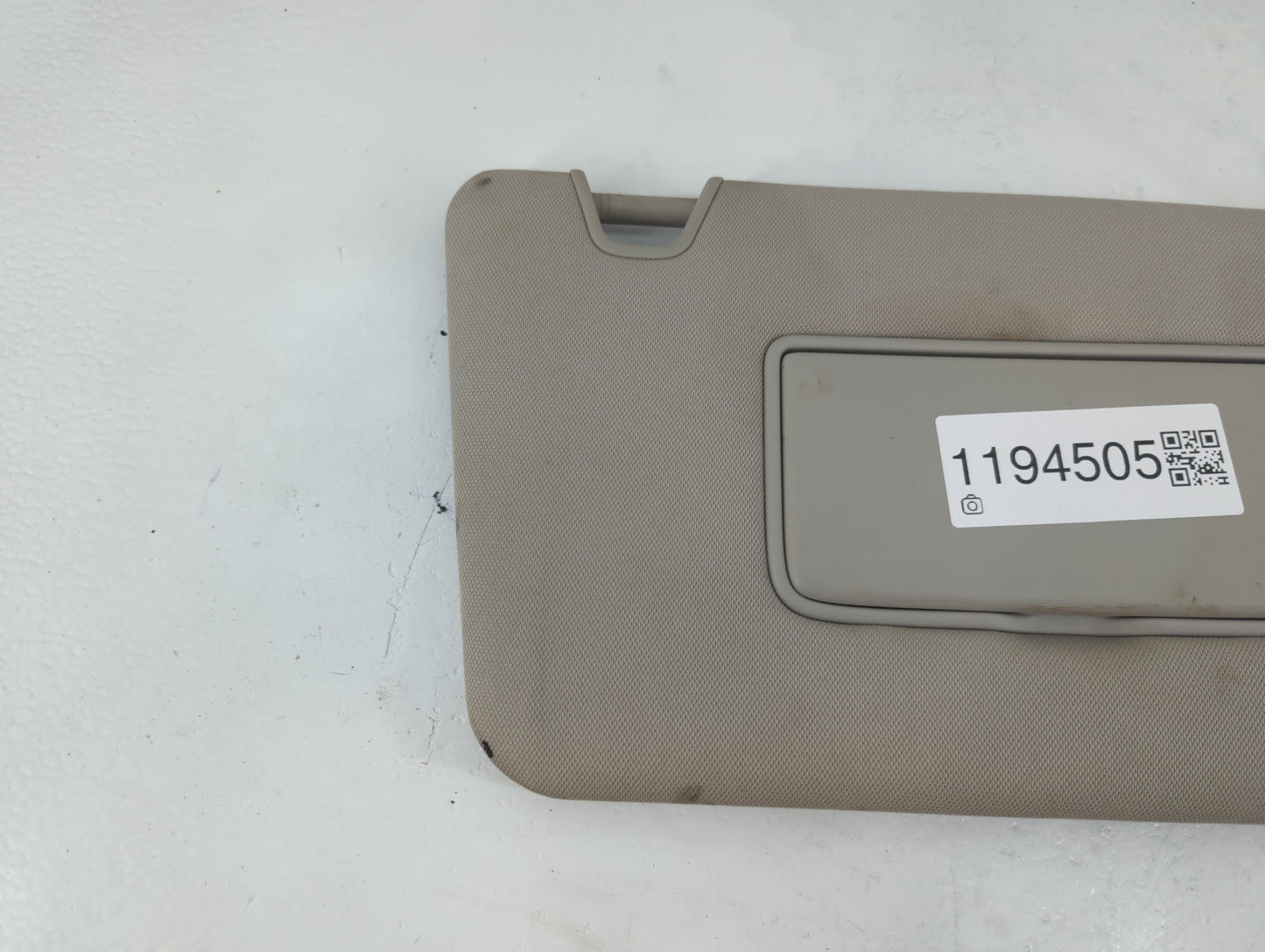 2014-2017 Nissan Rogue Sun Visor Shade Replacement Passenger Right Mirror Fits Fits 2014 2015 2016 2017 OEM Used Auto Parts 