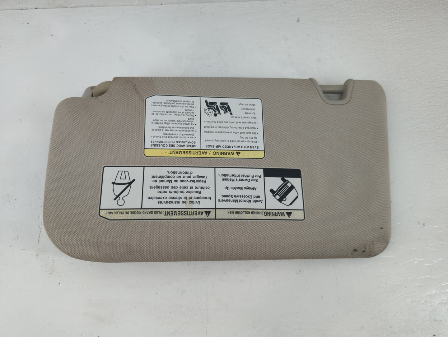 2014-2017 Nissan Rogue Sun Visor Shade Replacement Passenger Right Mirror Fits Fits 2014 2015 2016 2017 OEM Used Auto Parts 