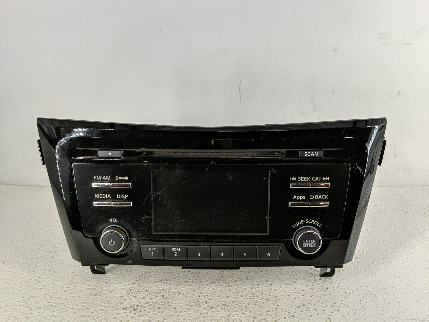 2015-2016 Nissan Rogue Radio AM FM Cd Player Receiver Replacement P/N:28185 9TB0A Fits Fits 2015 2016 OEM Used Auto Parts - 