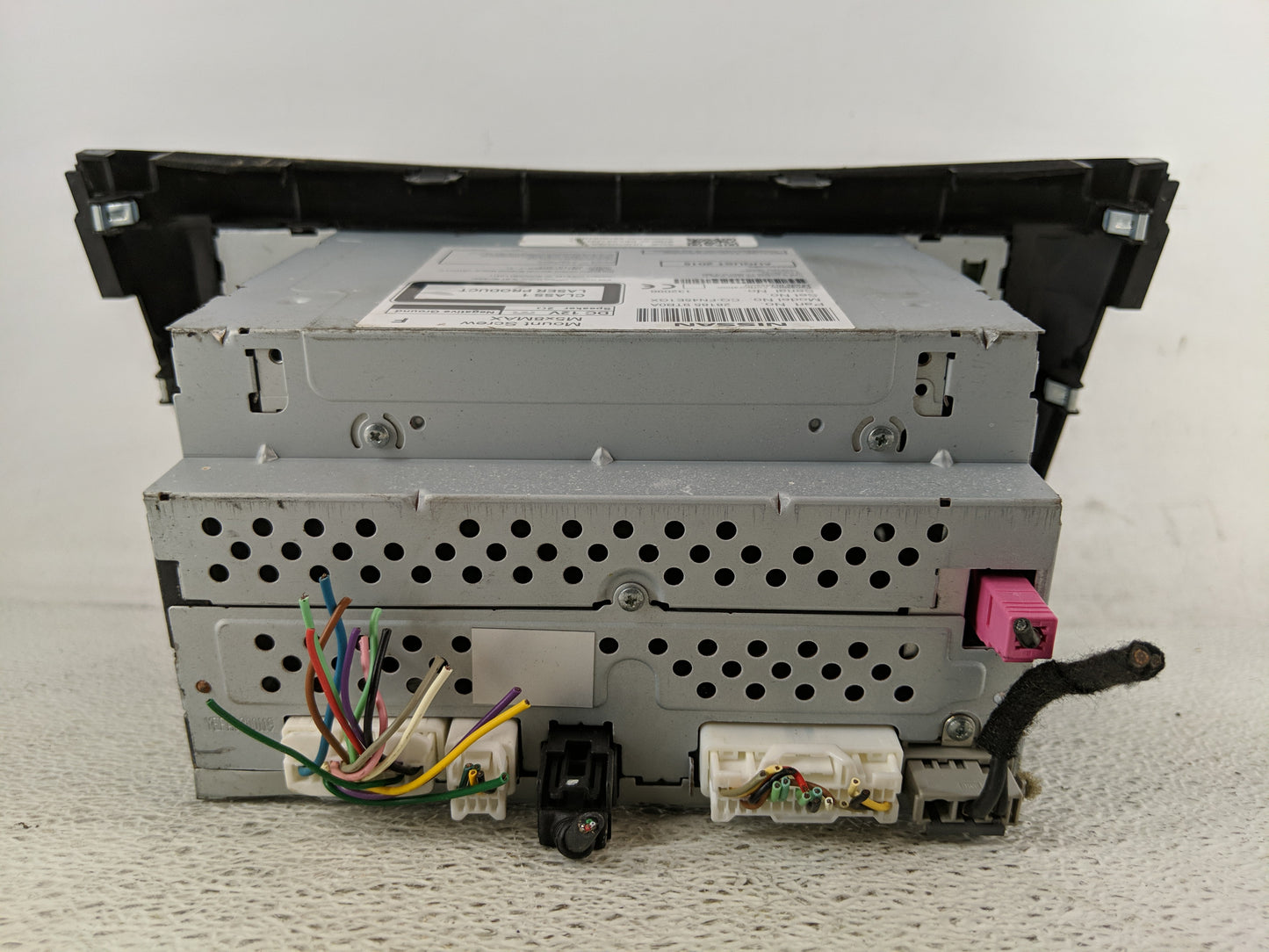 2015-2016 Nissan Rogue Radio AM FM Cd Player Receiver Replacement P/N:28185 9TB0A Fits Fits 2015 2016 OEM Used Auto Parts - 