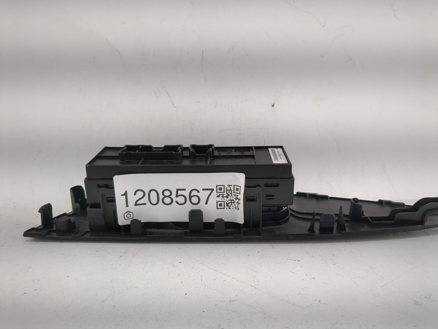 2014-2020 Nissan Rogue Master Power Window Switch Replacement Driver Side Left P/N:25401 4BA5A Fits OEM Used Auto Parts - Oe