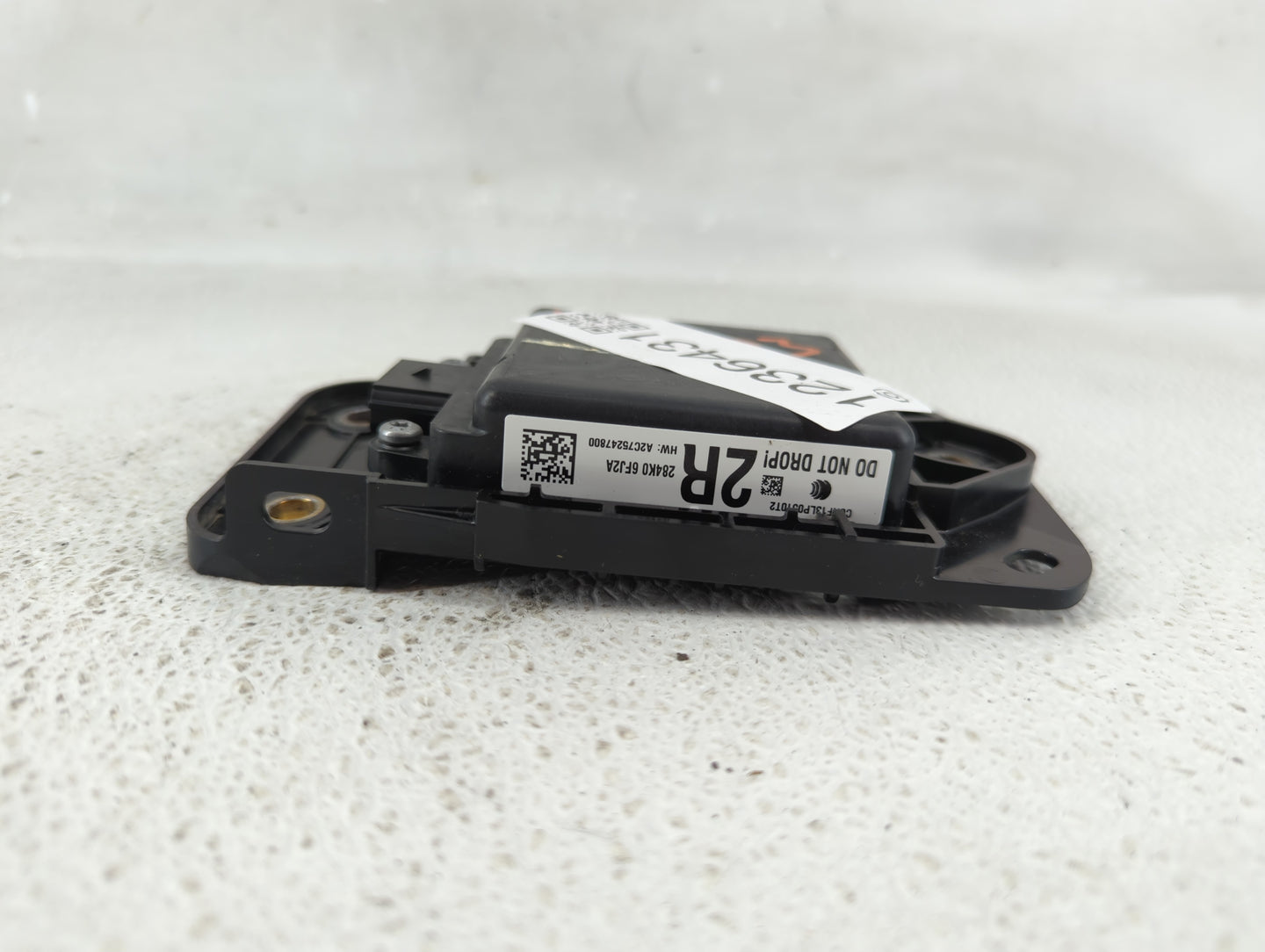 2016 Nissan Rogue Chassis Control Module Ccm Bcm Body Control - Oemusedautoparts1.com