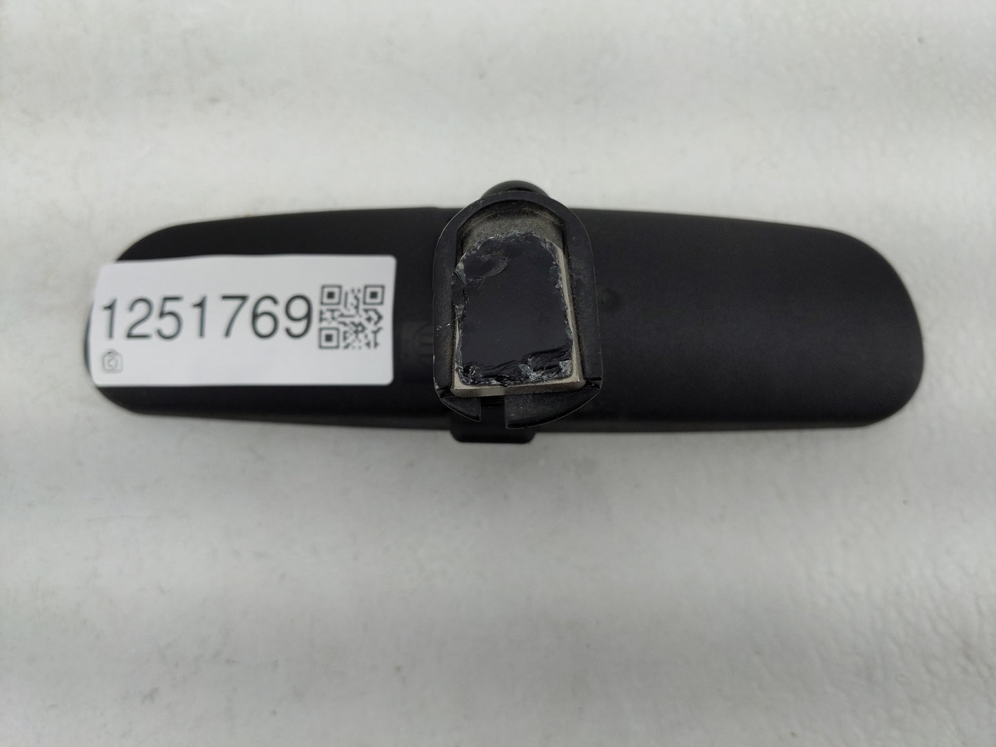 2014-2022 Nissan Rogue Interior Rear View Mirror Replacement OEM P/N:E8011681 Fits OEM Used Auto Parts - Oemusedautoparts1.c