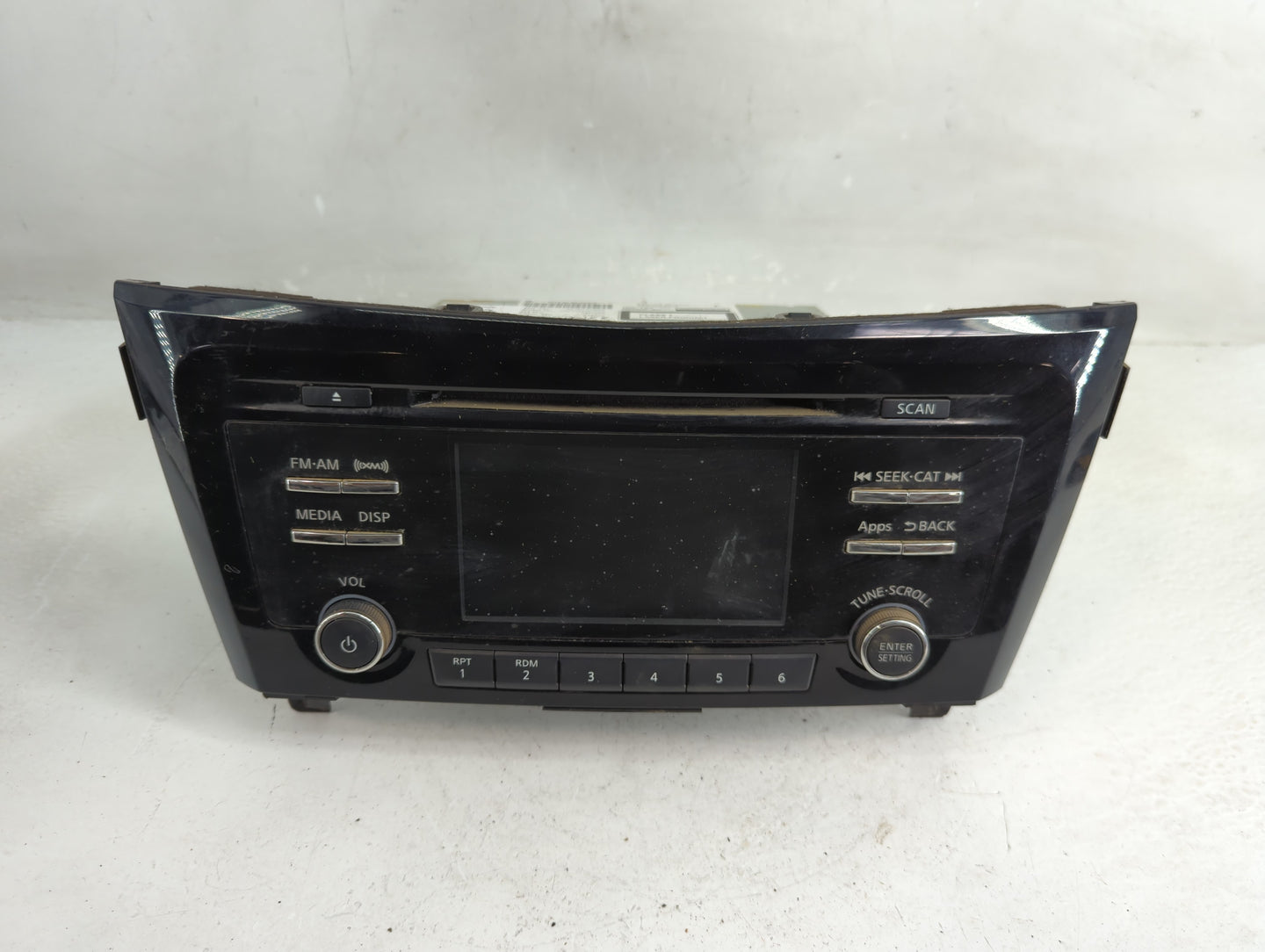 2015-2016 Nissan Rogue Radio AM FM Cd Player Receiver Replacement P/N:28185 9TB0A Fits Fits 2015 2016 OEM Used Auto Parts - 