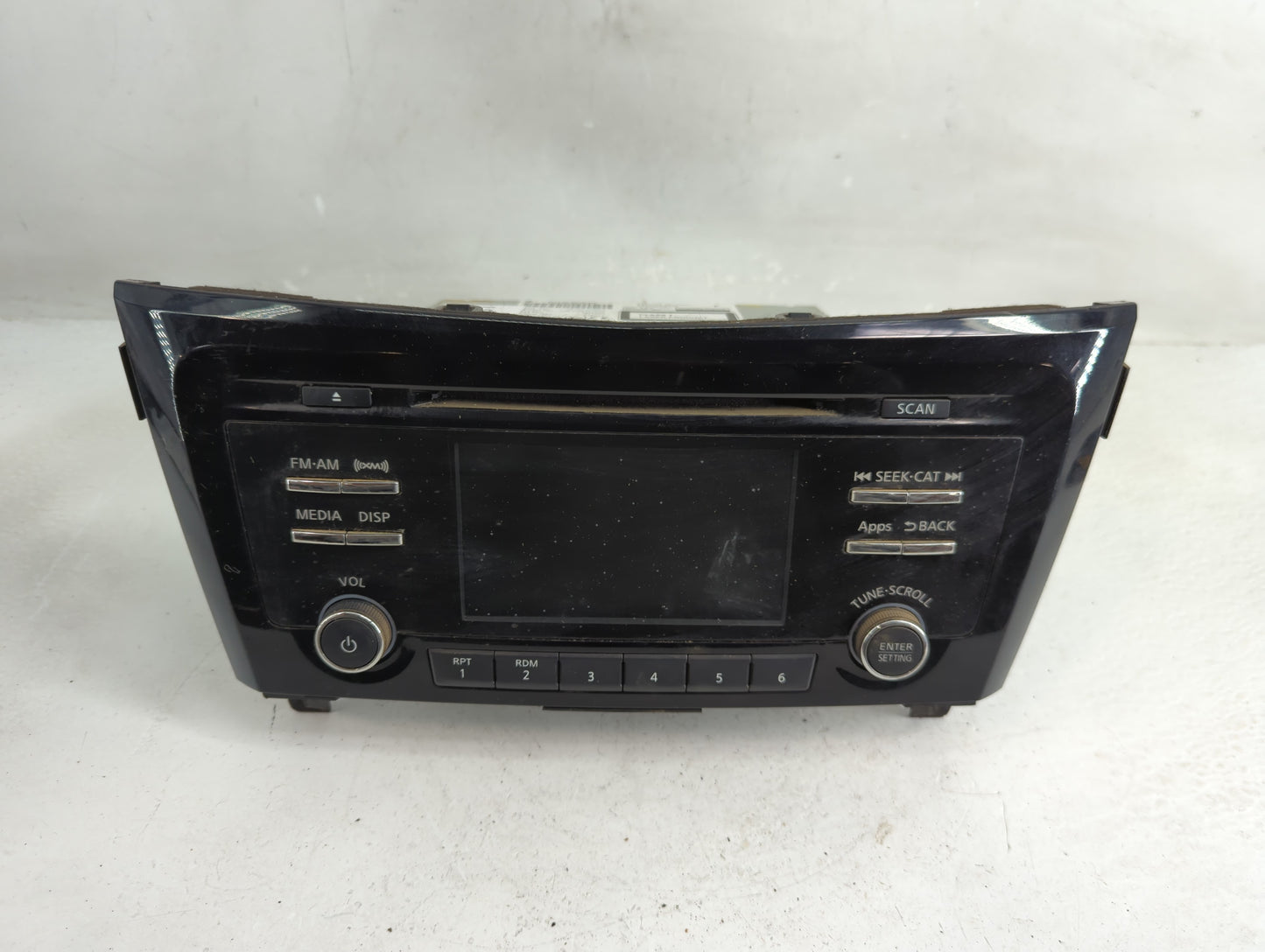 2015-2016 Nissan Rogue Radio AM FM Cd Player Receiver Replacement P/N:28185 9TB0A Fits Fits 2015 2016 OEM Used Auto Parts - 