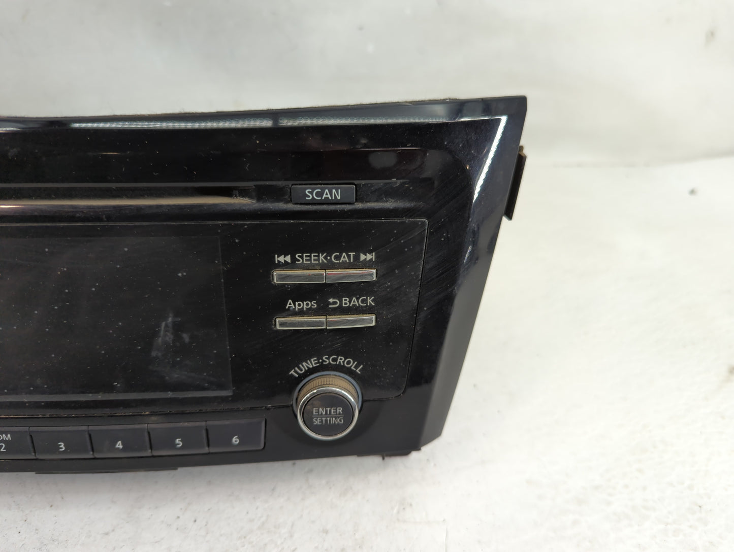 2015-2016 Nissan Rogue Radio AM FM Cd Player Receiver Replacement P/N:28185 9TB0A Fits Fits 2015 2016 OEM Used Auto Parts - 