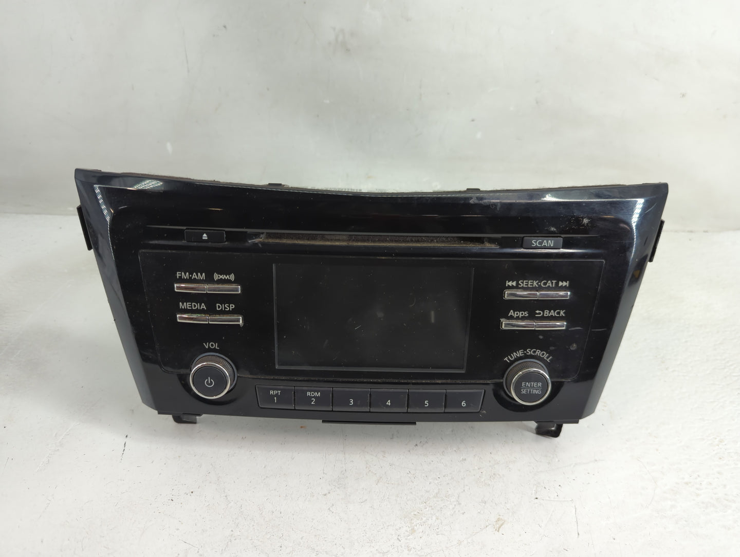 2015-2016 Nissan Rogue Radio AM FM Cd Player Receiver Replacement P/N:28185 9TB0A Fits Fits 2015 2016 OEM Used Auto Parts - 