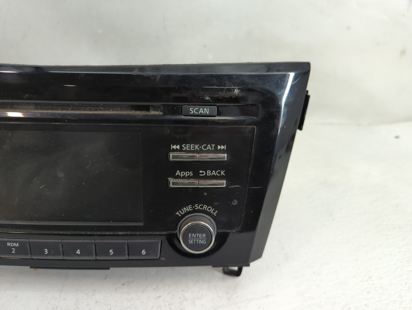 2015-2016 Nissan Rogue Radio AM FM Cd Player Receiver Replacement P/N:28185 9TB0A Fits Fits 2015 2016 OEM Used Auto Parts - 