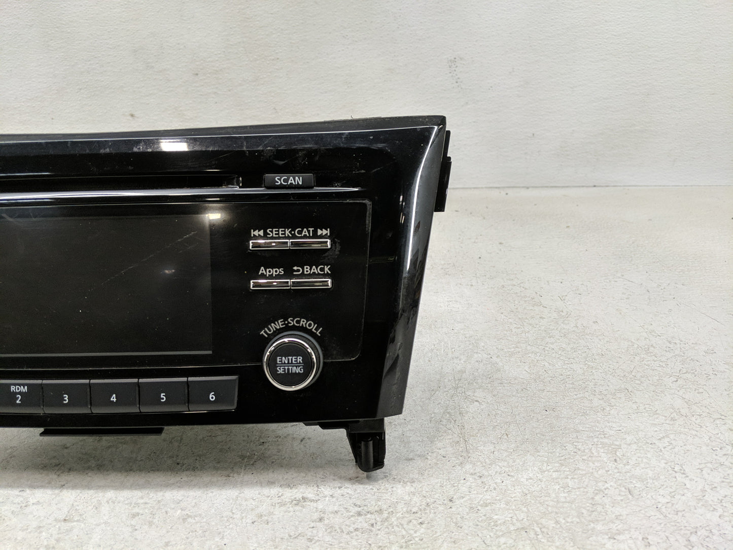 2015-2016 Nissan Rogue Radio AM FM Cd Player Receiver Replacement P/N:28185 9TB0A Fits Fits 2015 2016 OEM Used Auto Parts - 