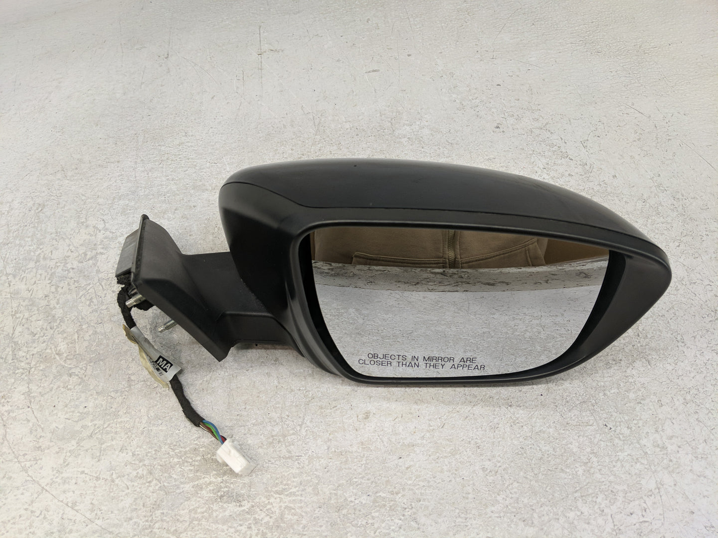 2014-2016 Nissan Rogue Passenger Side View Mirror - Right Door Mirror OEM Used - Oemusedautoparts1.com
