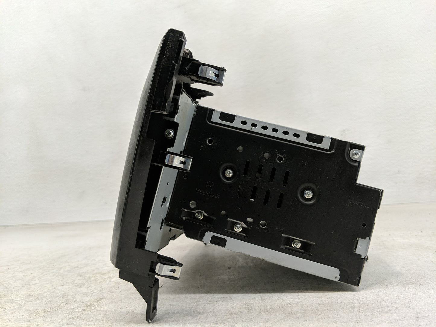 2015-2016 Nissan Rogue Radio AM FM Cd Player Receiver Replacement P/N:28185 9TB0A Fits Fits 2015 2016 OEM Used Auto Parts - 