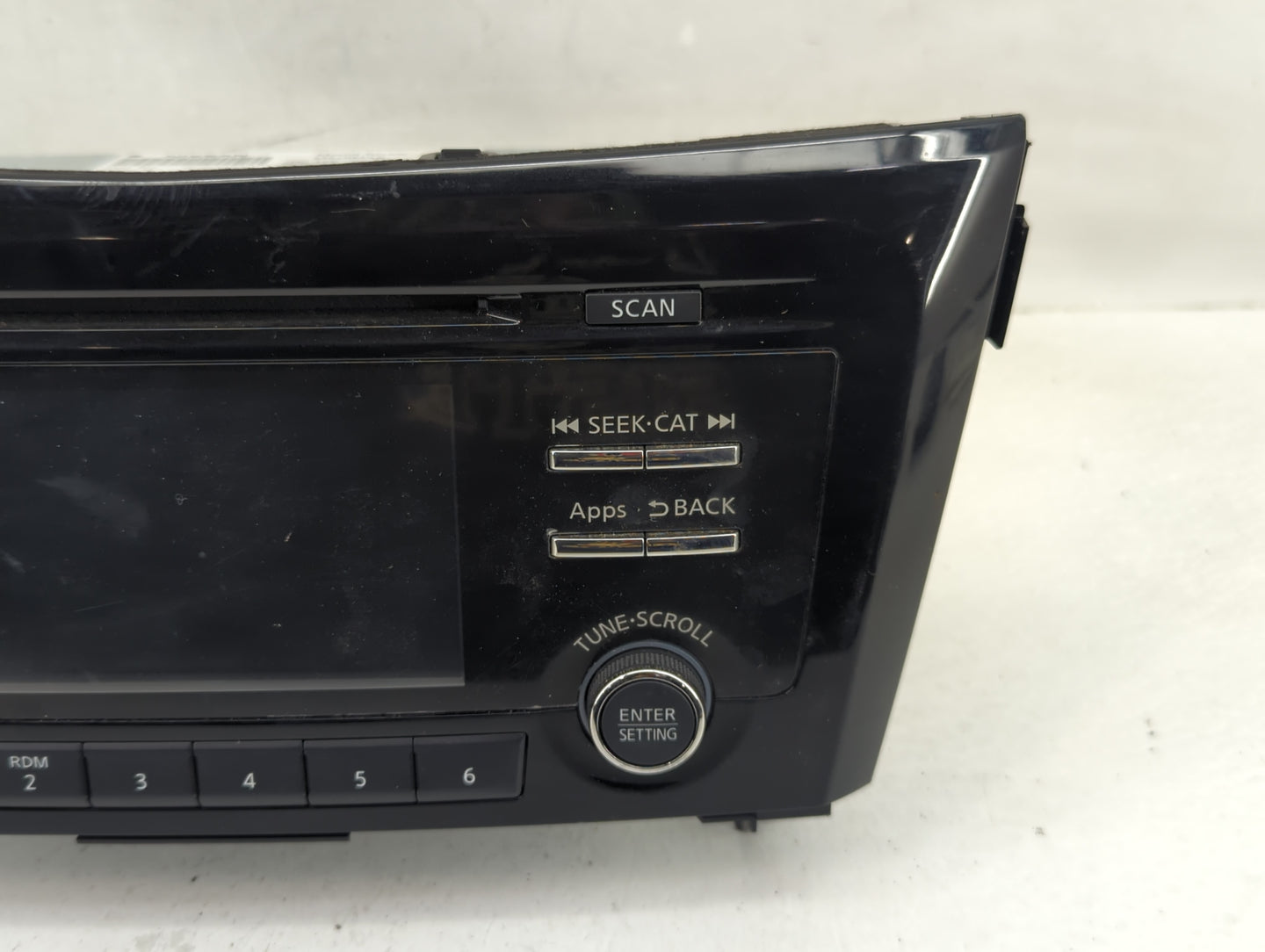 2015-2016 Nissan Rogue Radio AM FM Cd Player Receiver Replacement P/N:28185 9TB0A Fits Fits 2015 2016 OEM Used Auto Parts - 