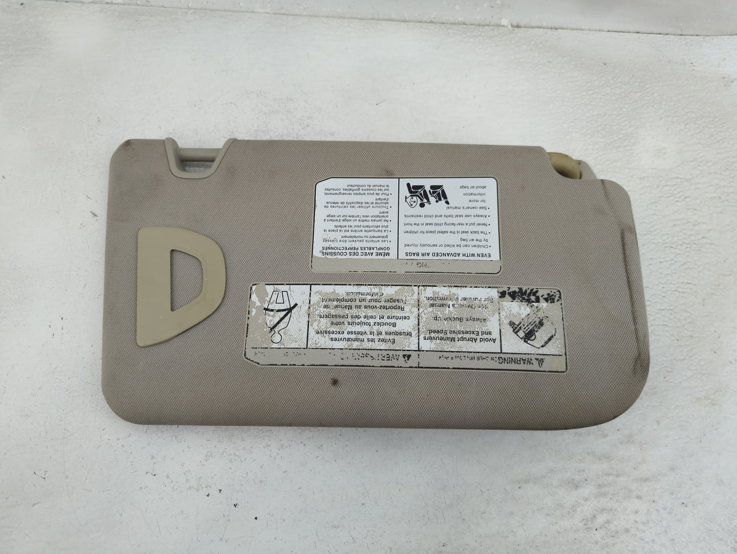 2014-2017 Nissan Rogue Sun Visor Shade Replacement Driver Left Mirror Fits Fits 2014 2015 2016 2017 OEM Used Auto Parts - Oe