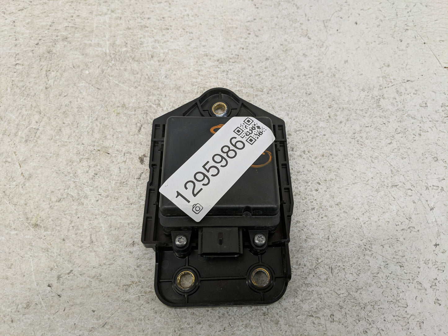 2016 Nissan Rogue Chassis Control Module Ccm Bcm Body Control - Oemusedautoparts1.com