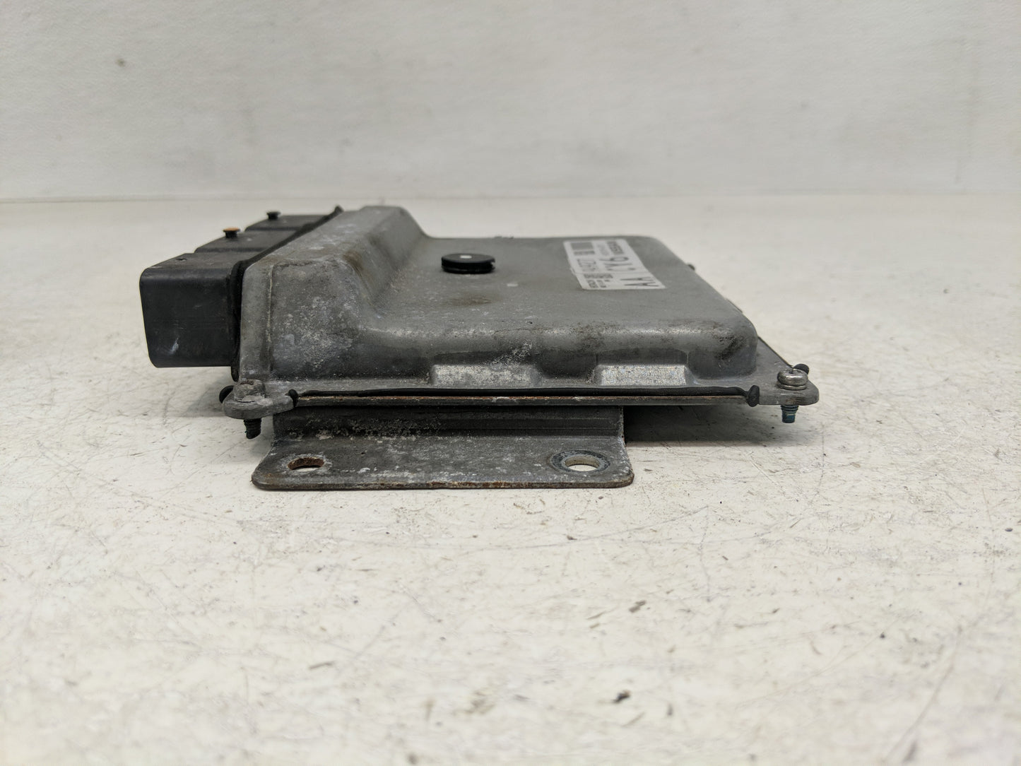 2015-2017 Nissan Rogue PCM Engine Control Computer ECU ECM PCU OEM P/N:NEC018-673 Fits Fits 2015 2016 2017 OEM Used Auto Par