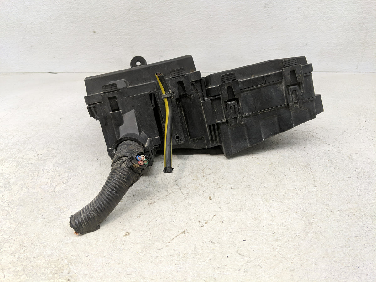 2014-2016 Nissan Rogue Fusebox Fuse Box Panel Relay Module Fits Fits 2014 2015 2016 OEM Used Auto Parts - Oemusedautoparts1.