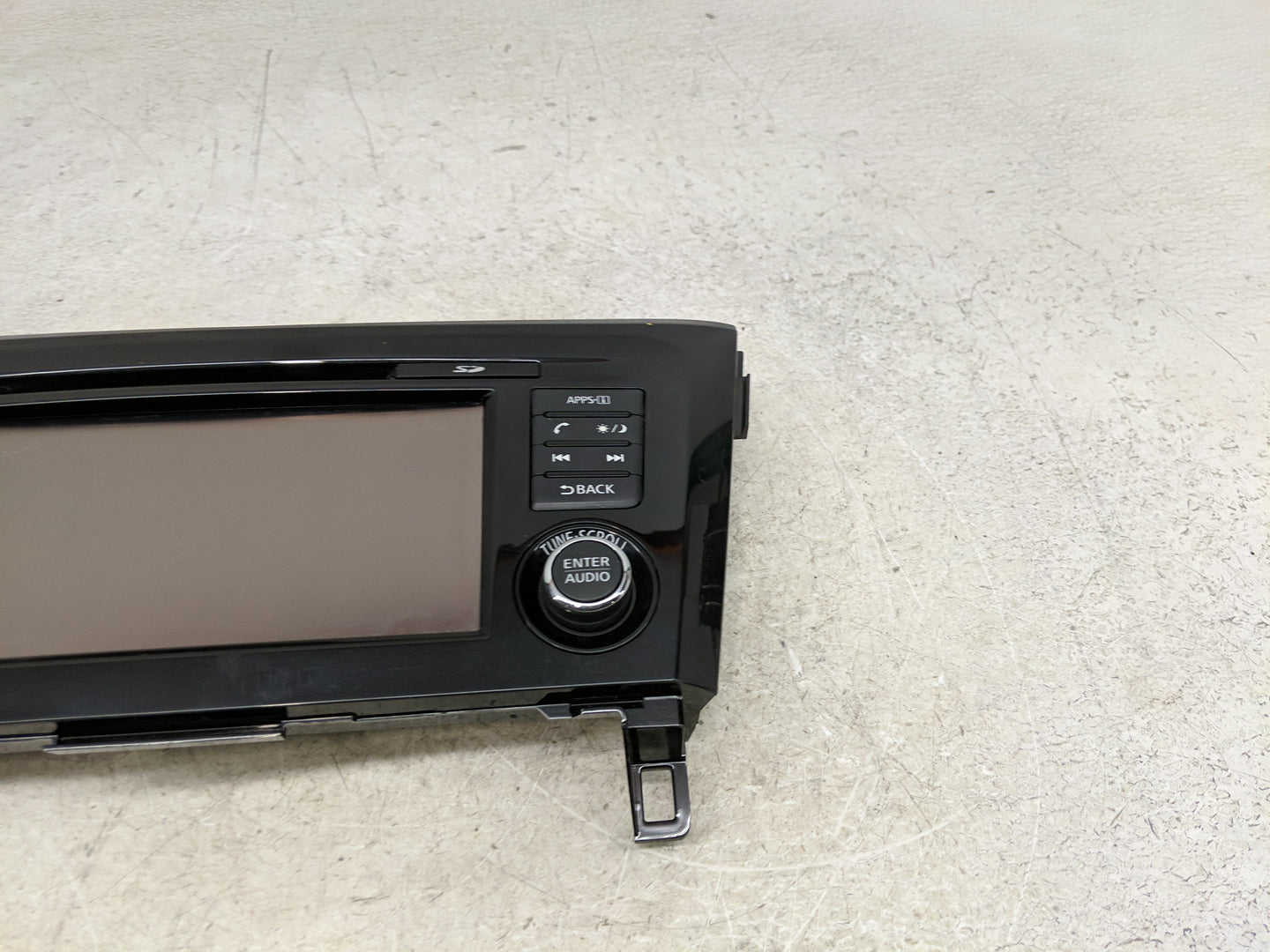 2015-2016 Nissan Rogue Radio Control Panel - Oemusedautoparts1.com