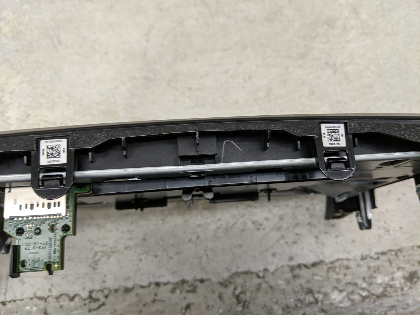 2015-2016 Nissan Rogue Radio Control Panel - Oemusedautoparts1.com