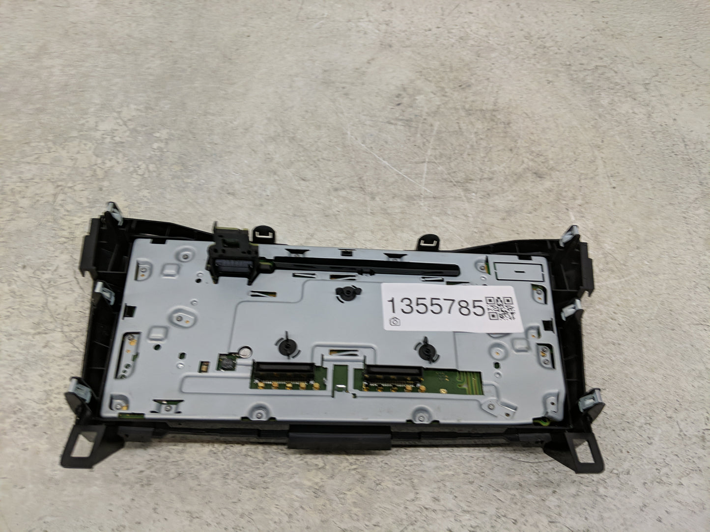 2015-2016 Nissan Rogue Radio Control Panel - Oemusedautoparts1.com