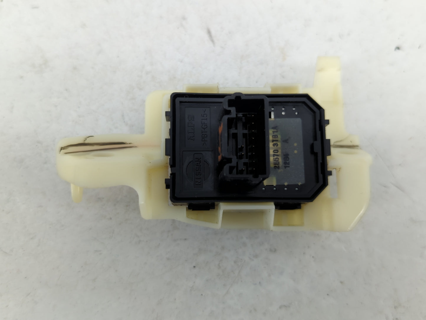 2014-2020 Nissan Rogue Master Power Window Switch Replacement Driver Side Left P/N:25570 3TB1A Fits OEM Used Auto Parts - Oe