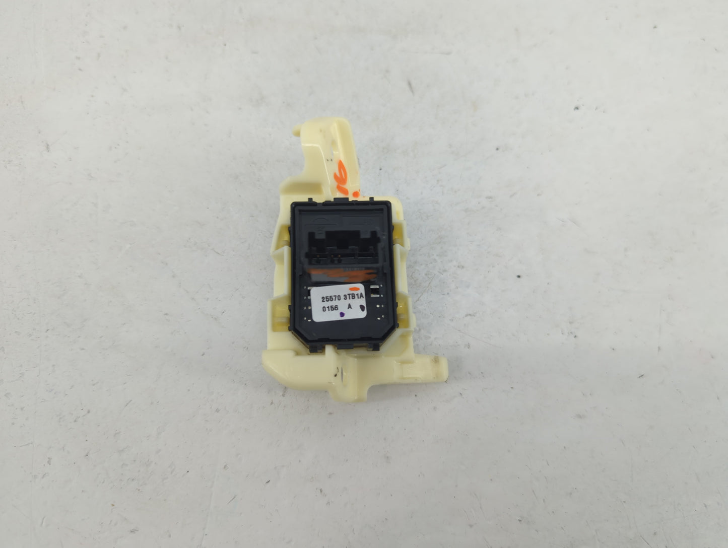 2014-2020 Nissan Rogue Master Power Window Switch Replacement Driver Side Left P/N:25570 3TB1A Fits OEM Used Auto Parts - Oe