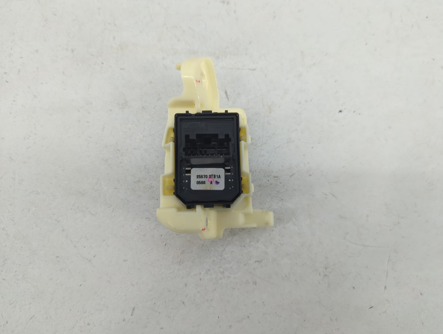 2014-2020 Nissan Rogue Master Power Window Switch Replacement Driver Side Left P/N:25570 3TB1A Fits OEM Used Auto Parts - Oe