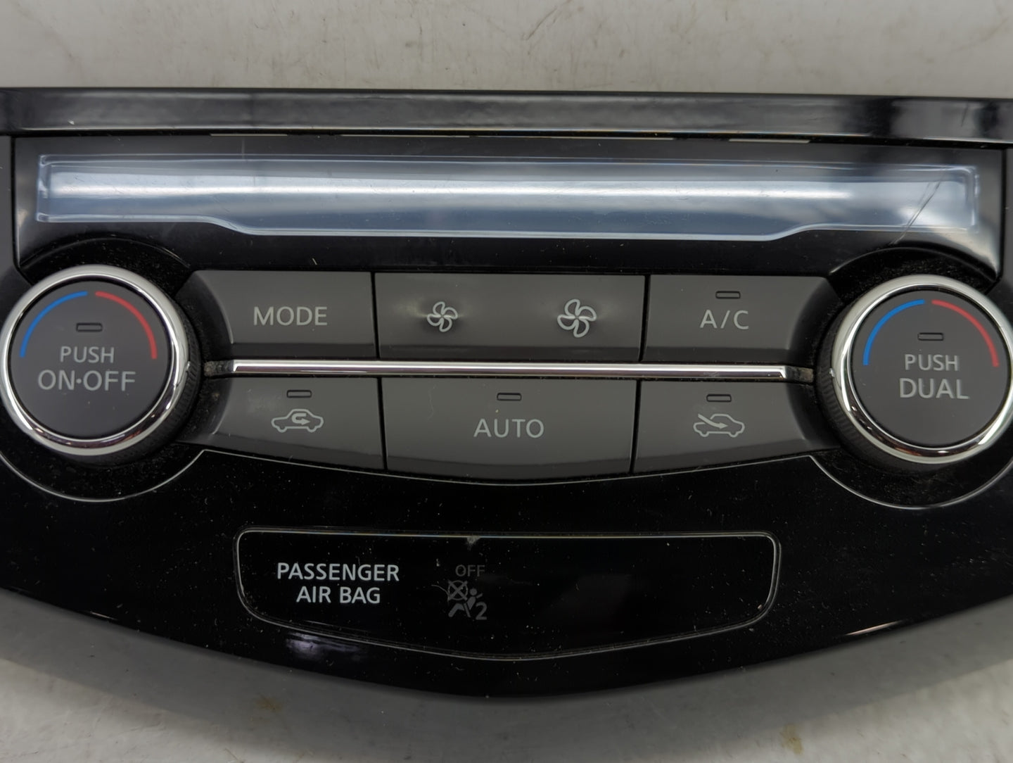 2014-2016 Nissan Rogue Climate Control Module Temperature AC/Heater Replacement P/N:27500 4BA0A Fits Fits 2014 2015 2016 OEM