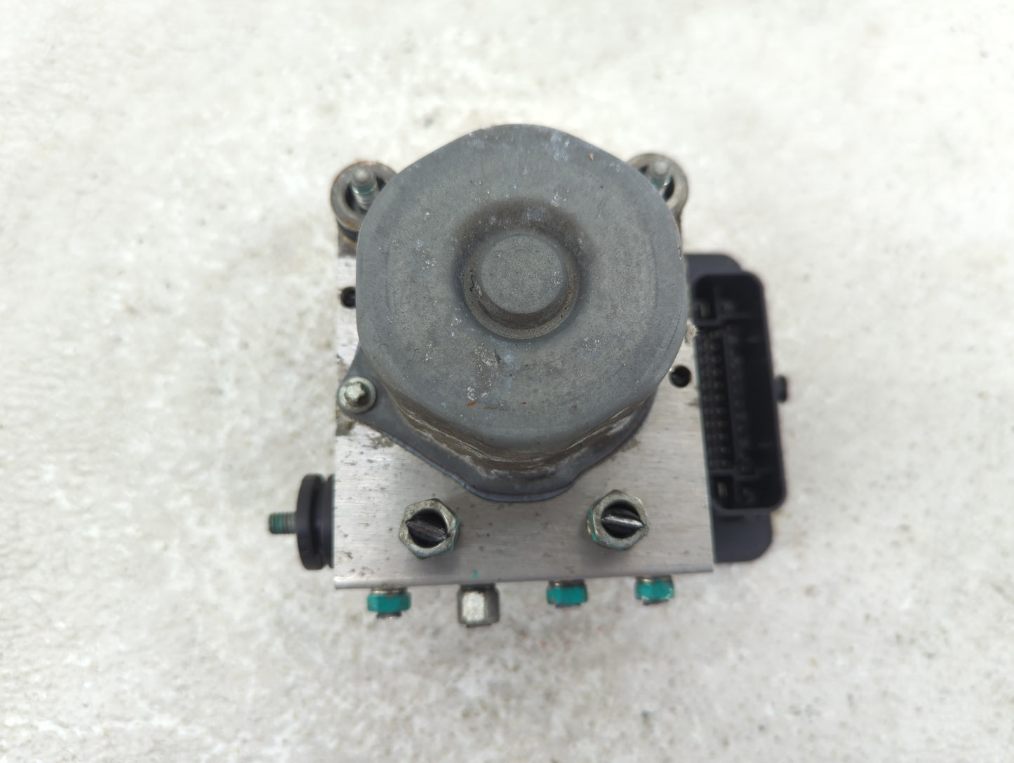 2015-2016 Nissan Rogue ABS Pump Control Module Replacement P/N:269 620 Fits Fits 2015 2016 OEM Used Auto Parts - Oemusedauto
