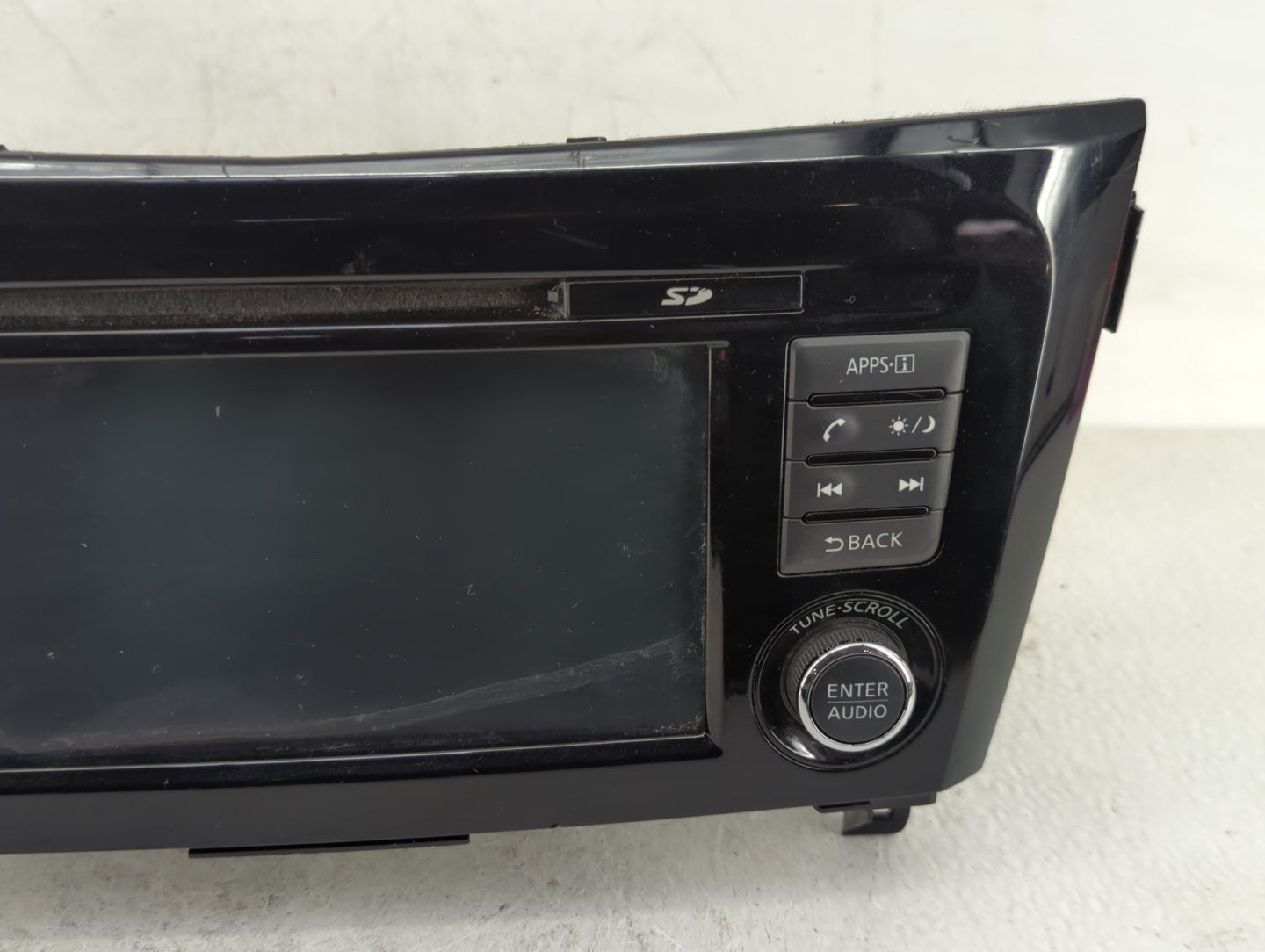 2015-2016 Nissan Rogue Radio AM FM Cd Player Receiver Replacement P/N:259159TB1A 7 612 051 335 Fits Fits 2015 2016 OEM Used 