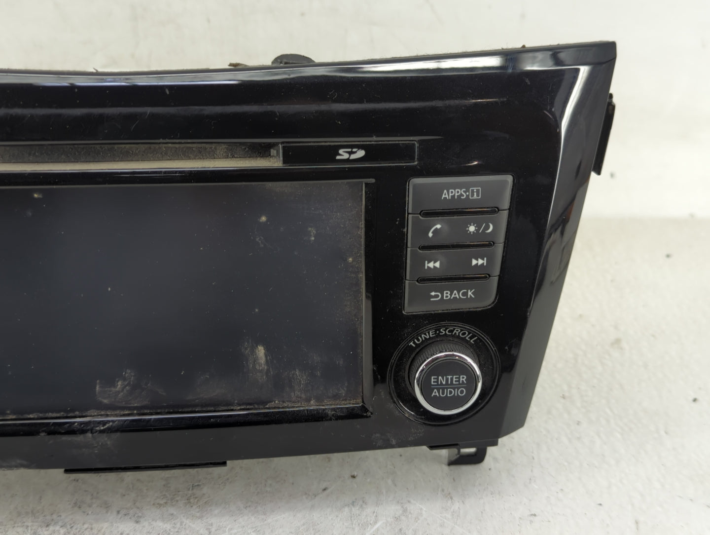 2015-2016 Nissan Rogue Radio AM FM Cd Player Receiver Replacement P/N:259159TB3A Fits Fits 2015 2016 OEM Used Auto Parts - O