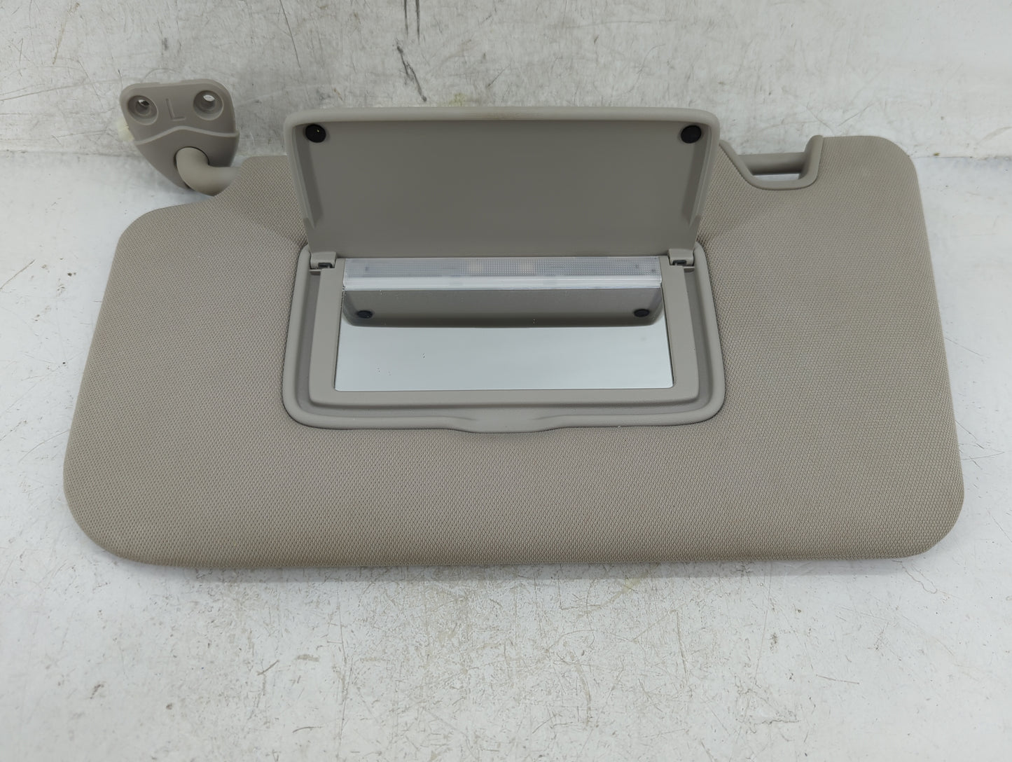 2014-2017 Nissan Rogue Sun Visor Shade Replacement Driver Left Mirror Fits Fits 2014 2015 2016 2017 OEM Used Auto Parts - Oe