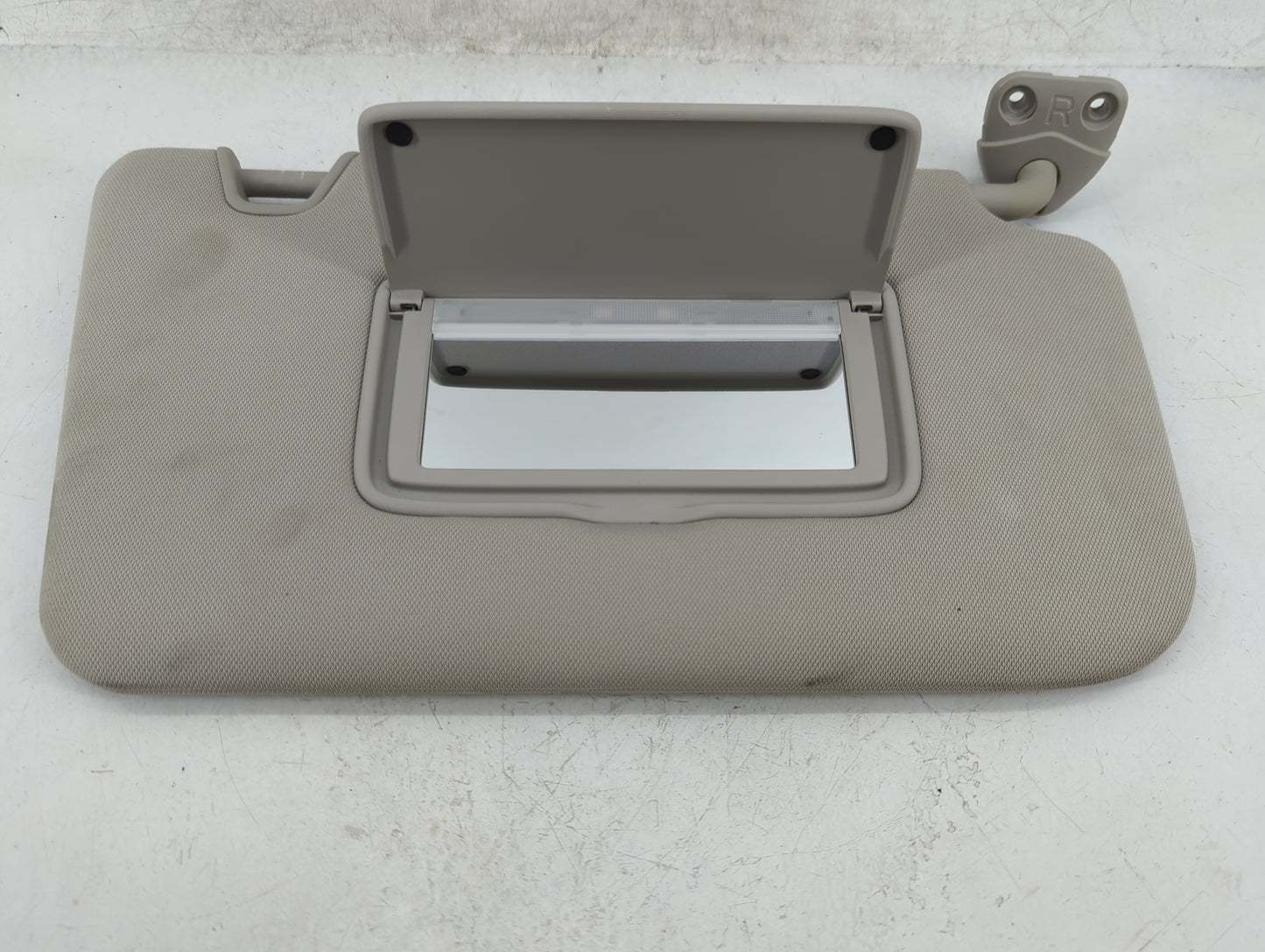 2014-2017 Nissan Rogue Sun Visor Shade Replacement Passenger Right Mirror Fits Fits 2014 2015 2016 2017 OEM Used Auto Parts 