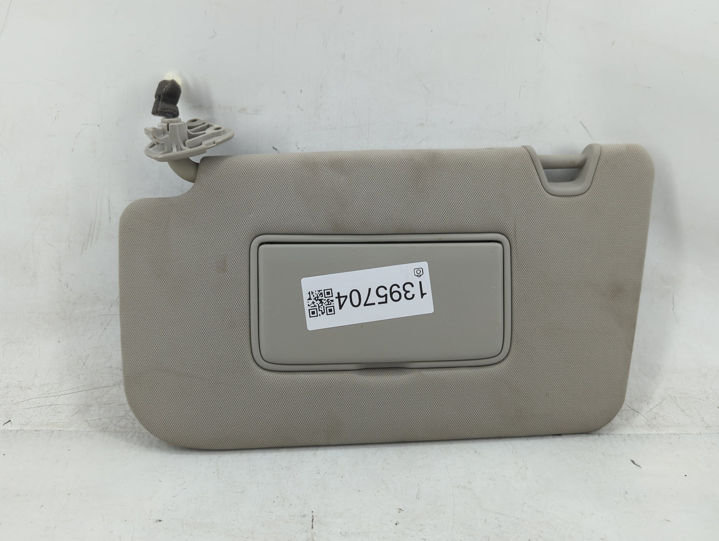 2014-2017 Nissan Rogue Sun Visor Shade Replacement Driver Left Mirror Fits Fits 2014 2015 2016 2017 OEM Used Auto Parts - Oe