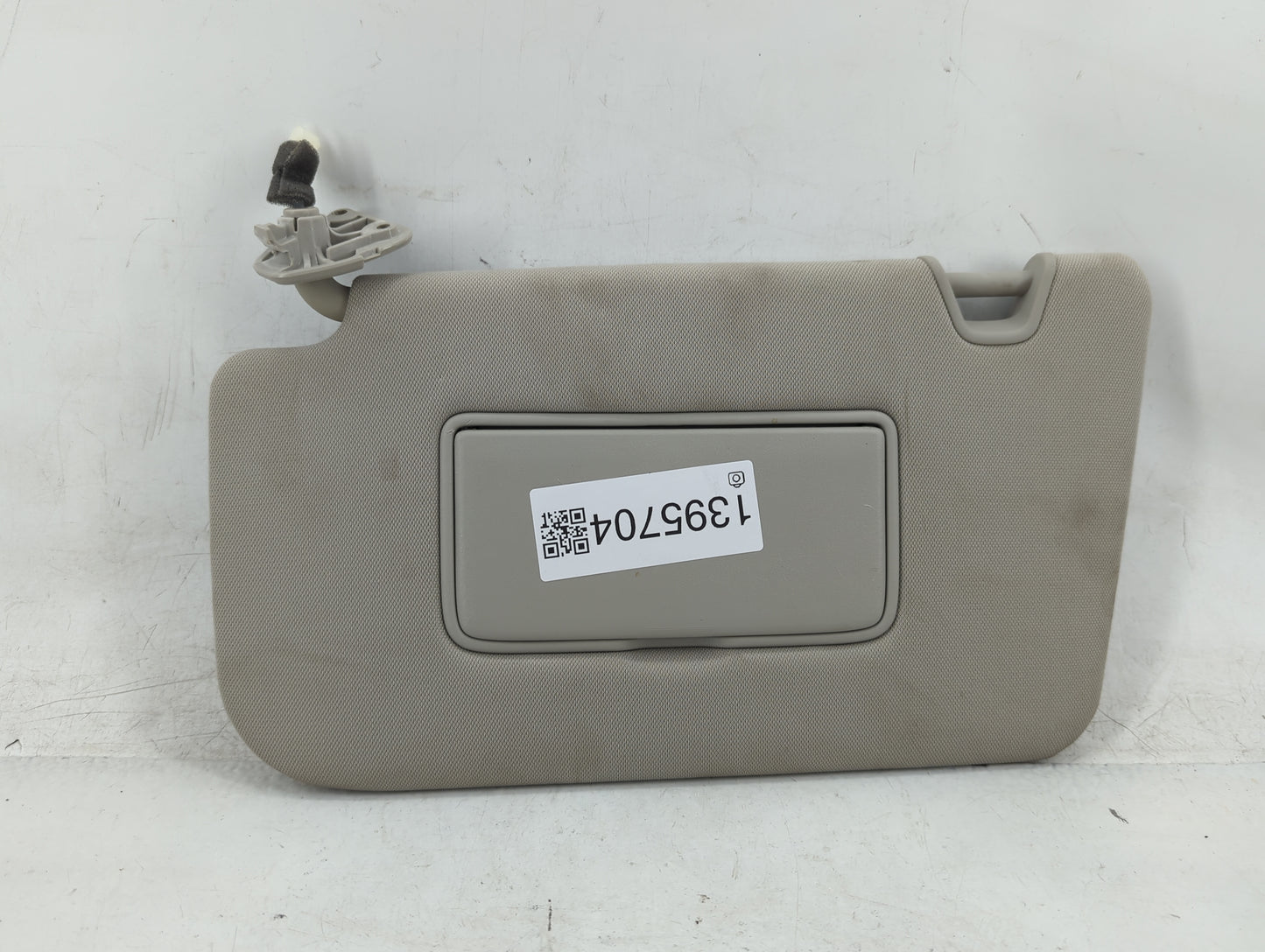 2014-2017 Nissan Rogue Sun Visor Shade Replacement Driver Left Mirror Fits Fits 2014 2015 2016 2017 OEM Used Auto Parts - Oe